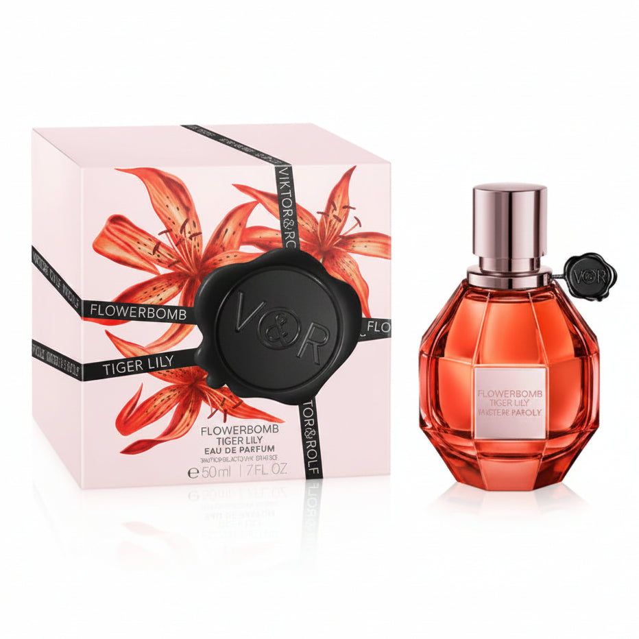 Flowerbomb Tiger Lily (Slight dent on the bottle)